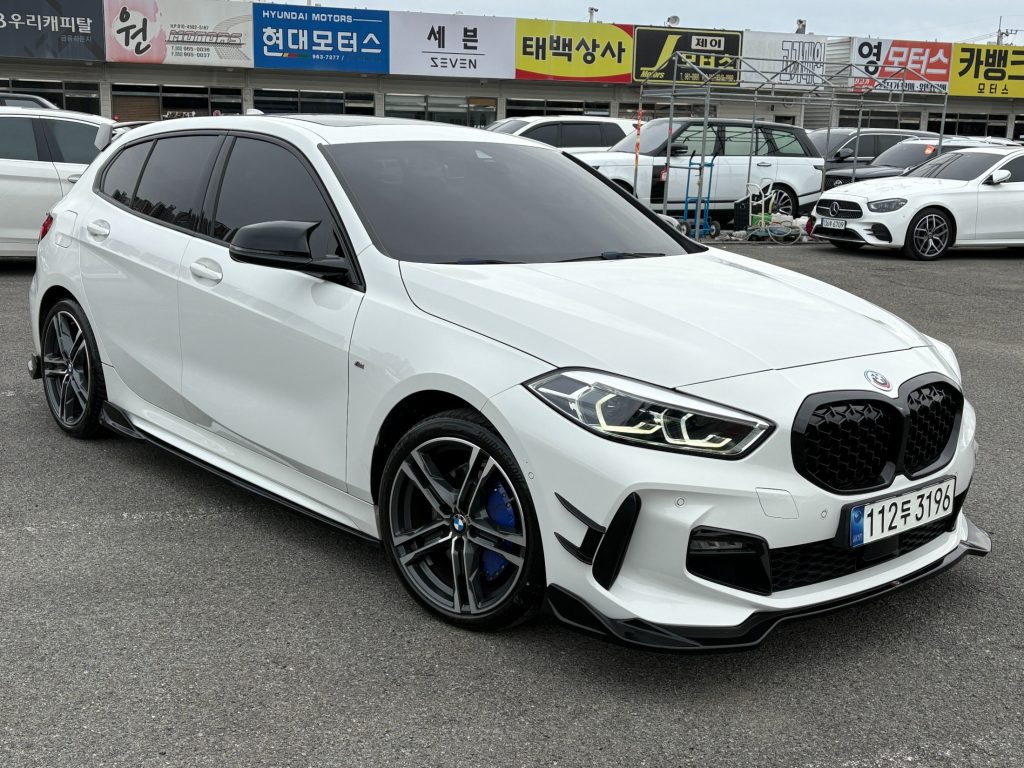 BMW 118d F40 2021 фото